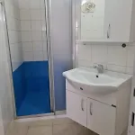Girnenin Kalbinde Guenluek Kiralik Tek Odali *