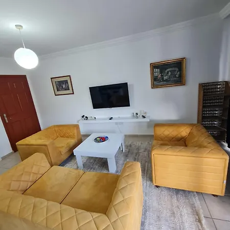 Girnenin Kalbinde Guenluek Kiralik Tek Odali Apartment *