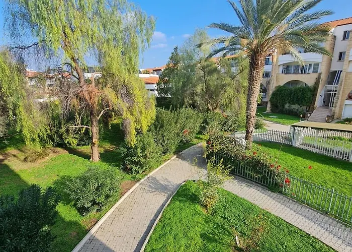 At Patara Site, The Heart Of Kyrenia アパート