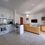 Apartment Girnenin Kalbinde Guenluek Kiralik Tek Odali